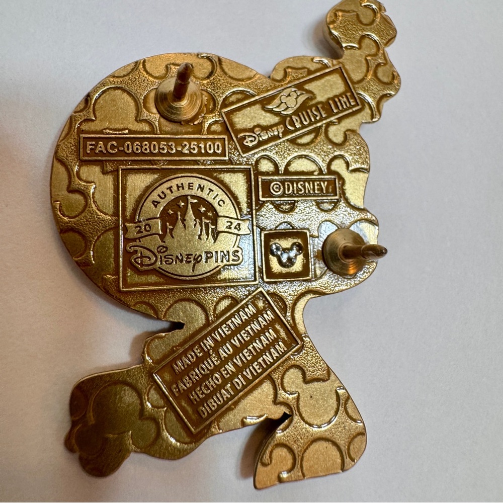 NWT. Disney Cruise Line (DCL) Atrium Statue Ariel pin for the Disney Wonder ship - Picture 7 of 9